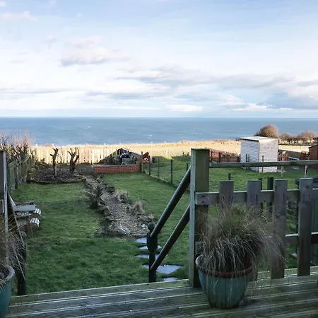 Holiday home Ammonite Cottage, Saltburn-by-the-sea *